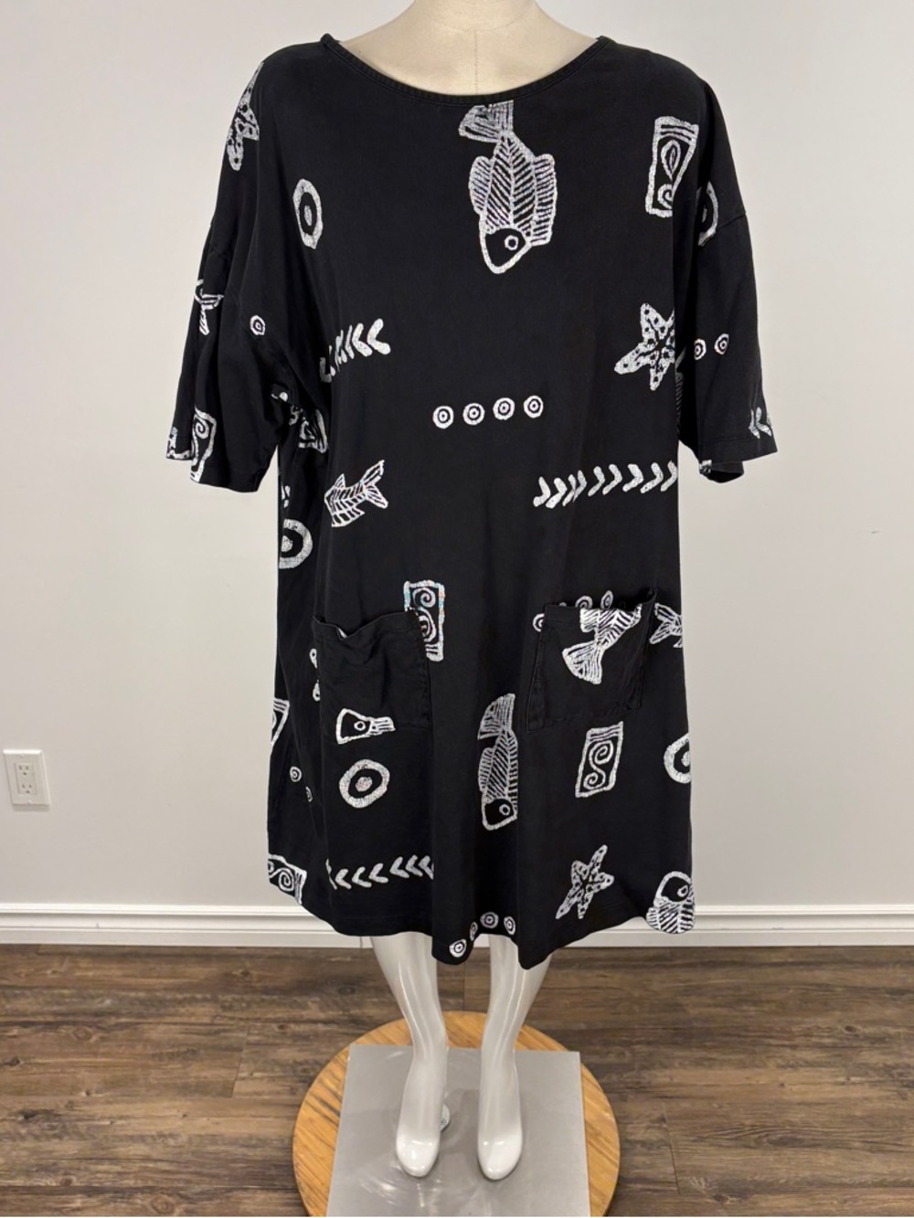Vintage BaBa Hawaii Fish Print Shift Dress Black & White Coastal Boho Tunic XL